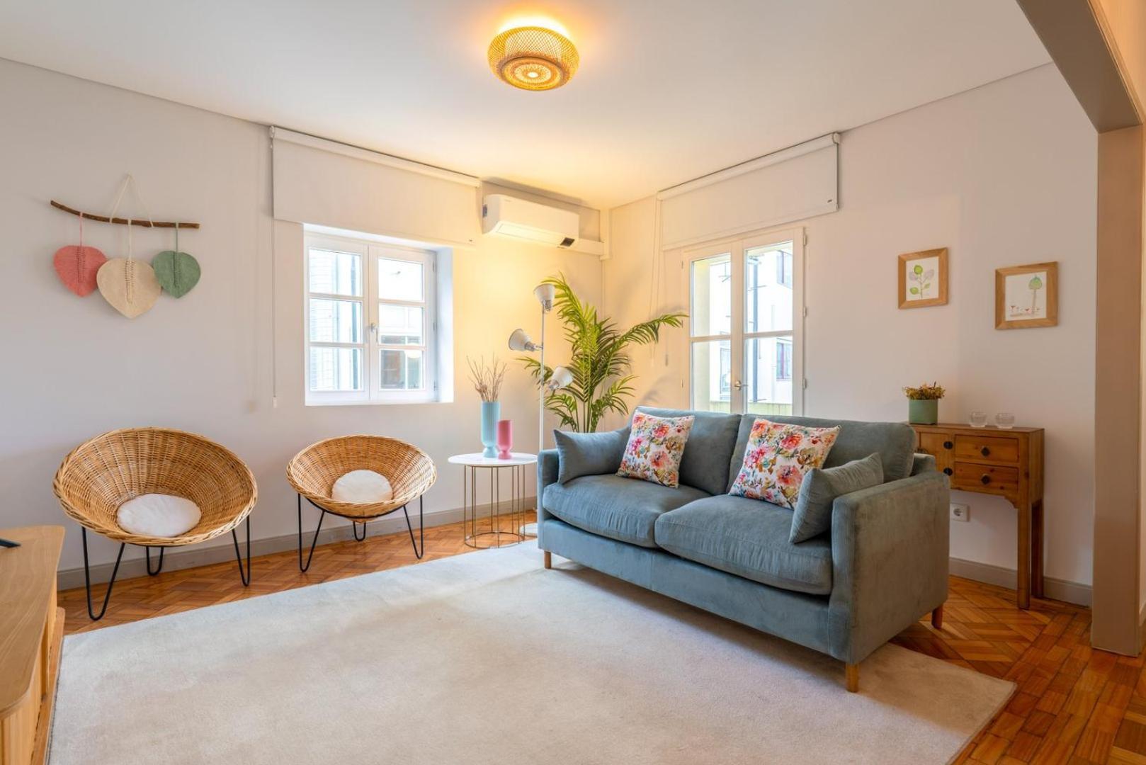 Blue Tile Hideaway By Portugal Active Apartment Porto