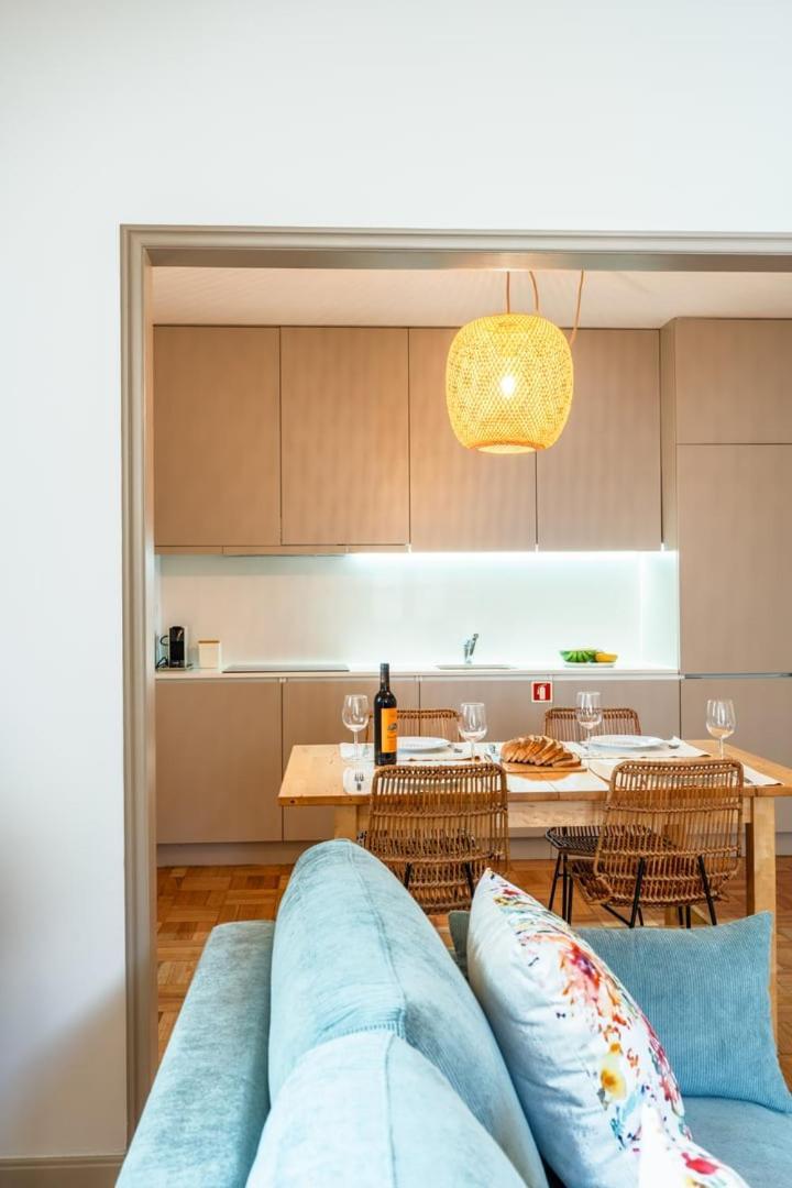 Blue Tile Hideaway By Portugal Active Apartment *